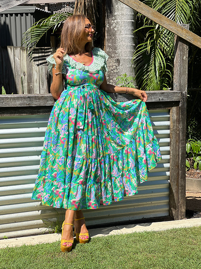 Green and white deals floral maxi dress