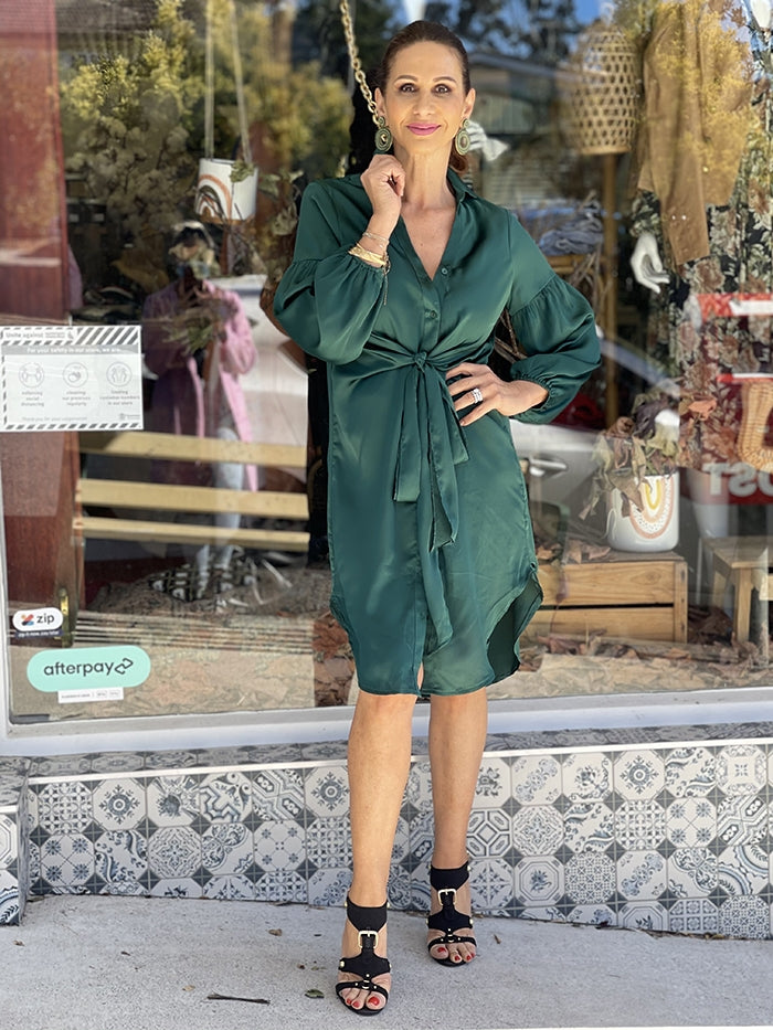 Green shirt dress discount outfit