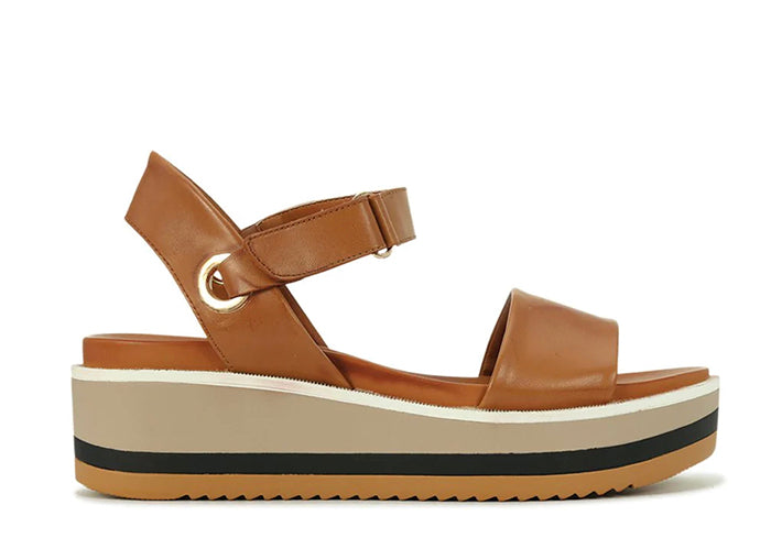 Zita Wedge - Tan