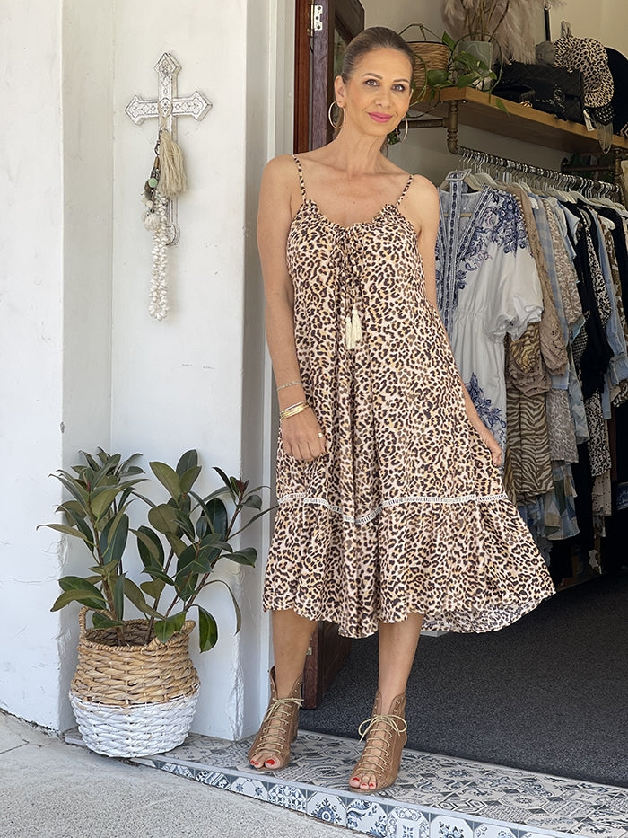 Strappy Sinjarah Leopard Dress