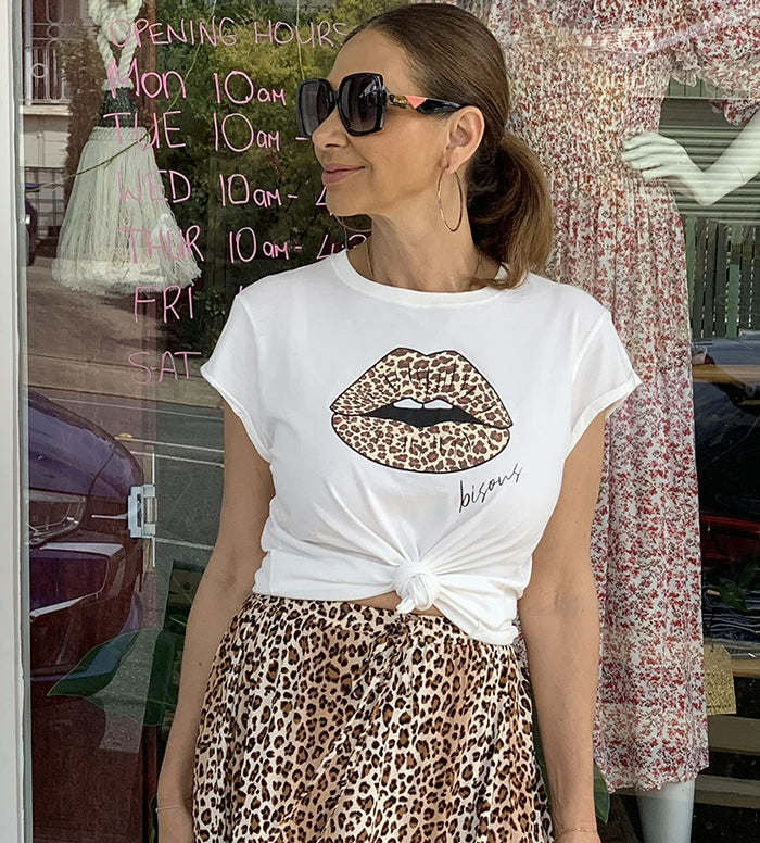 Leopard Kiss Tee